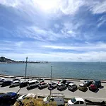 Rhode Vista Al Mar